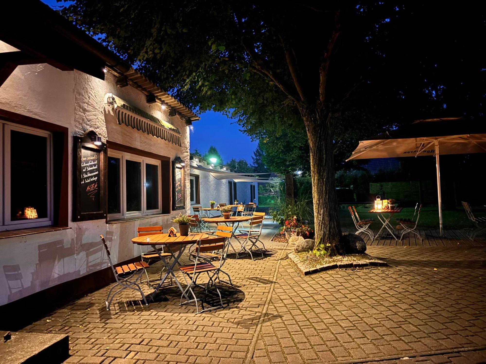 Pension Zum Alten Gasthaus Haensel Krauschwitz Εξωτερικό φωτογραφία
