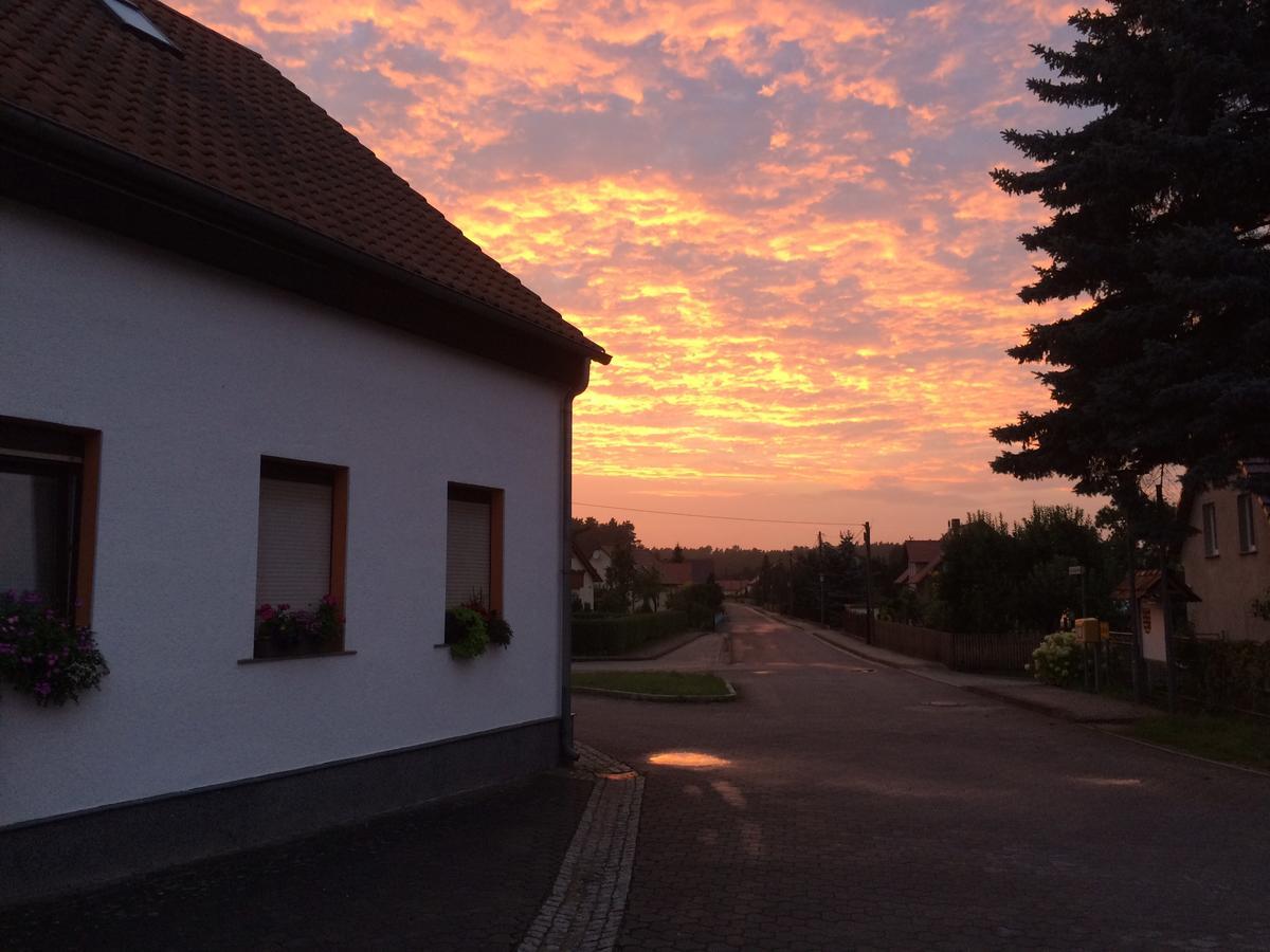 Pension Zum Alten Gasthaus Haensel Krauschwitz Εξωτερικό φωτογραφία
