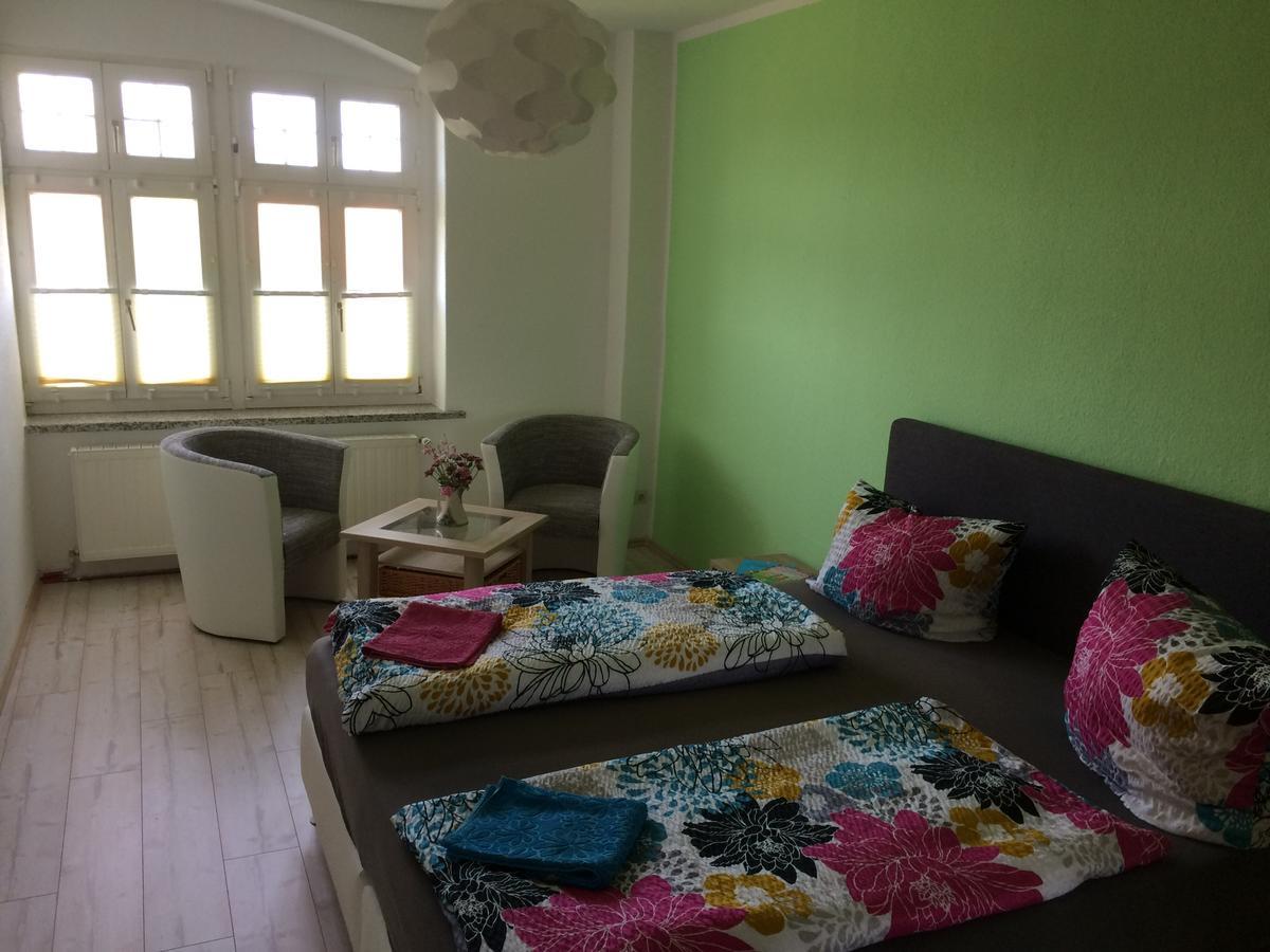 Pension Zum Alten Gasthaus Haensel Krauschwitz Εξωτερικό φωτογραφία
